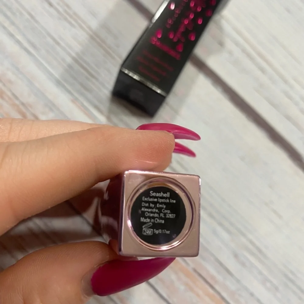 Emily Alexandra Water Resistant Matte Lipstick